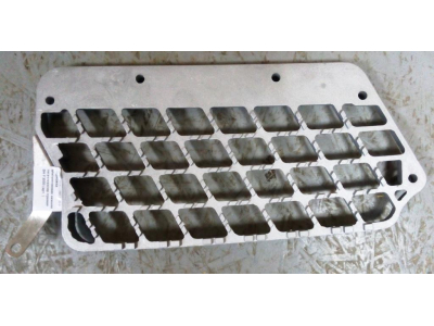 Подножка алюминиевая нижняя тягач/миксер правая  SH F3000 SHAANXI / Shacman (ШАНКСИ / Шакман)  фото 1 Липецк